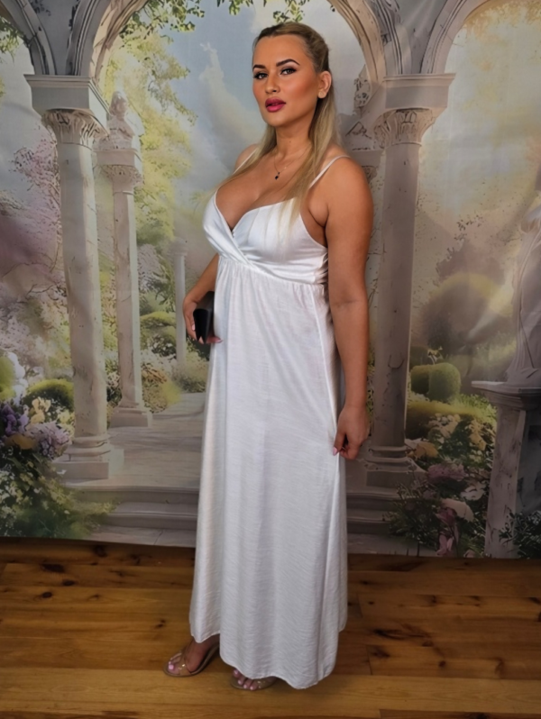Bella Armonia – Wiskozowa Sukienka Maxi – Biała