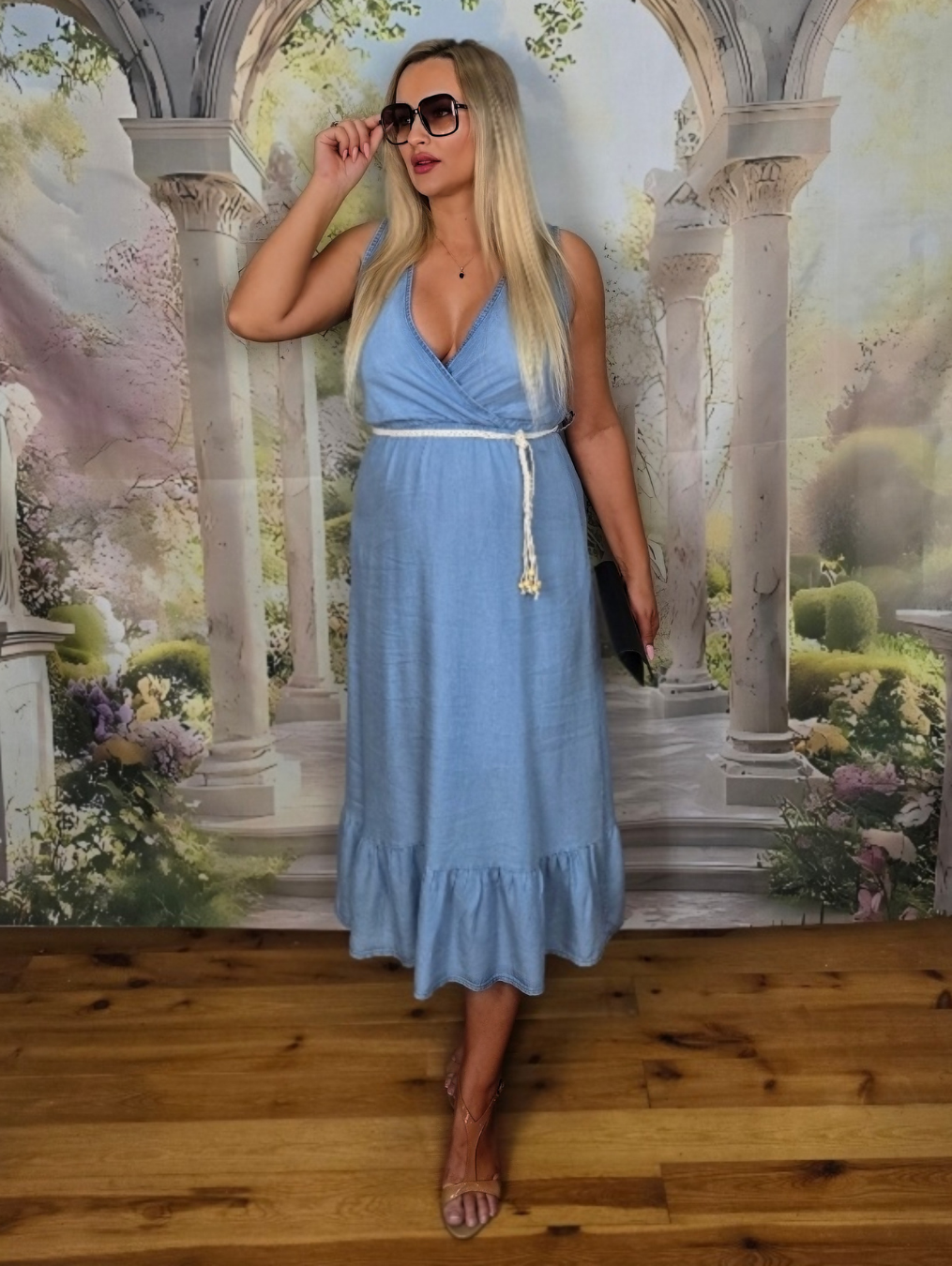 Sukienka z Lyocellu Bella Livia – Jasny Jeans